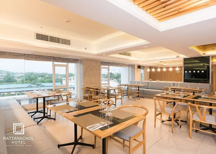 Rattanachol Hotel